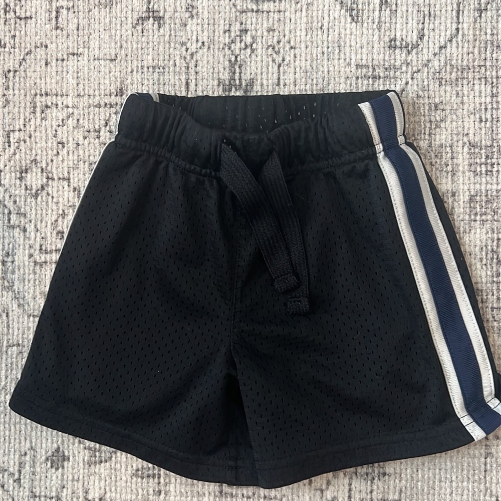 Oshkosh 2T Shorts